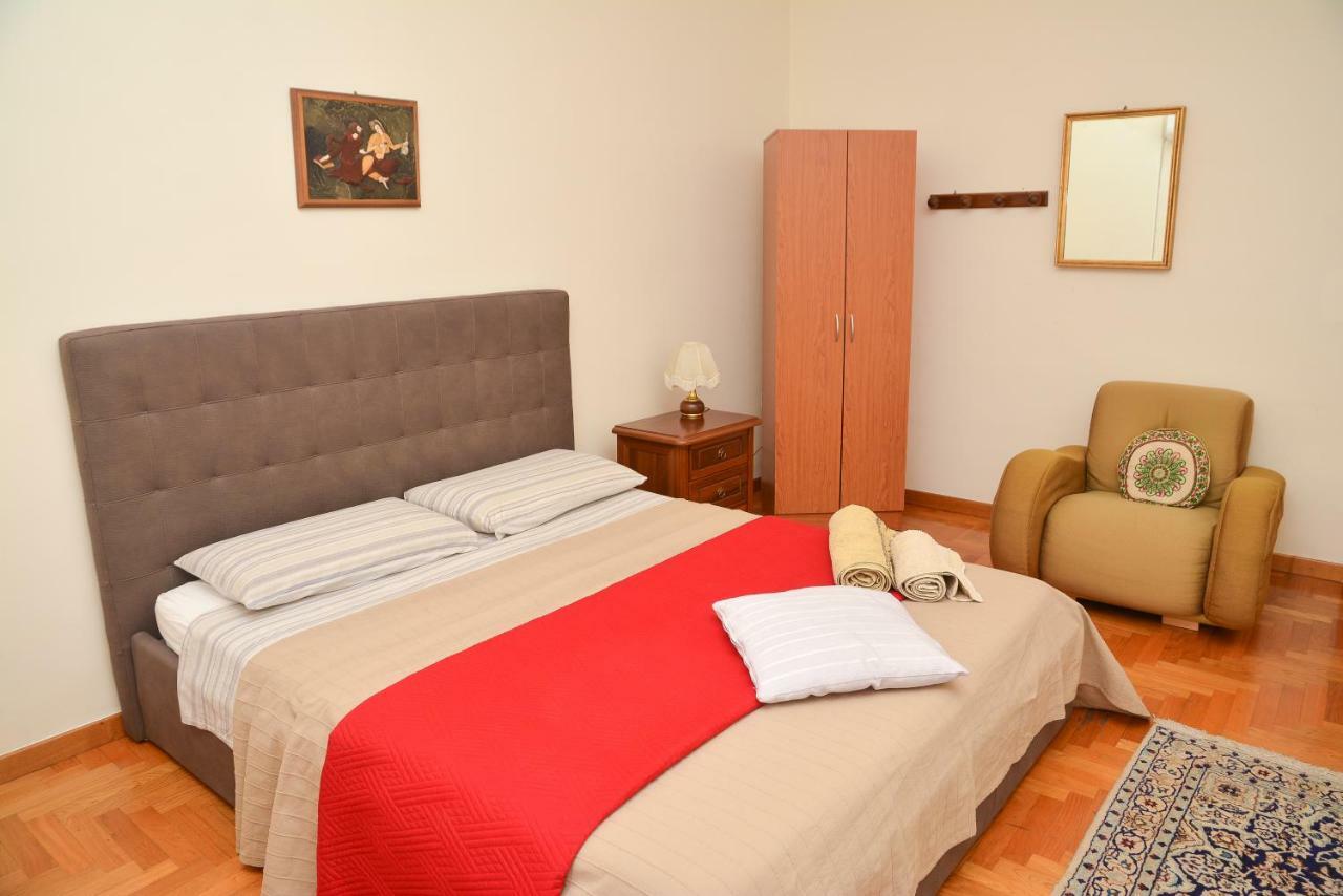 Lian Room B&B Caserta Exterior photo
